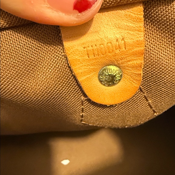 Louis Vuitton Speedy 30 - Picture 2 of 12